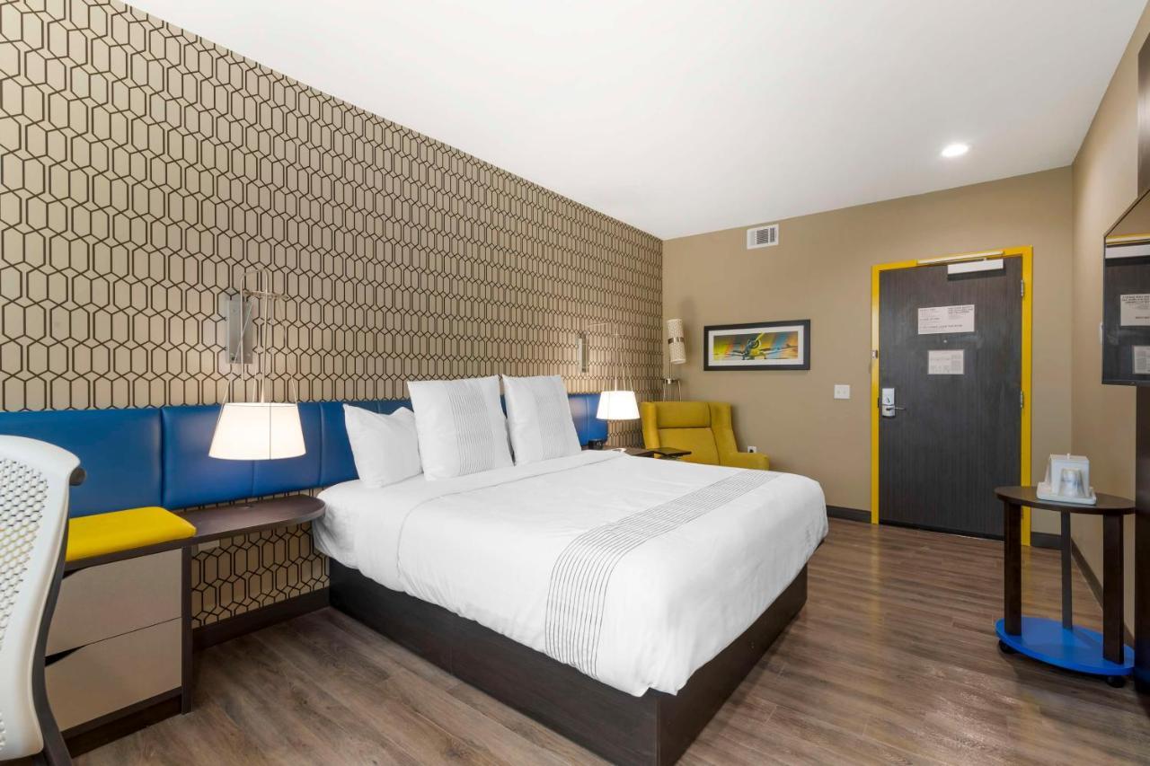 Glo Best Western Pooler - Savannah Airport Hotel Exterior photo