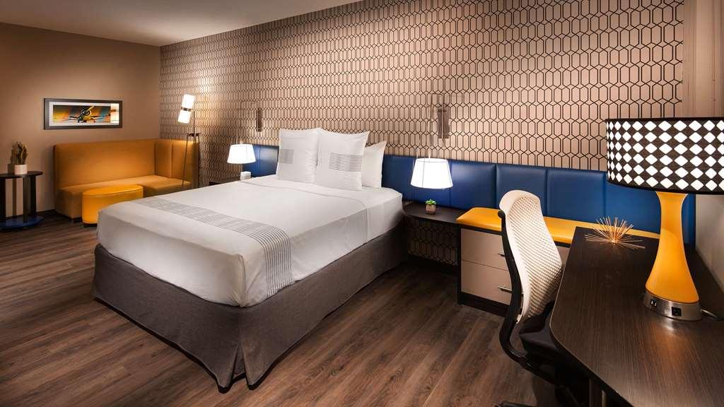 Glo Best Western Pooler - Savannah Airport Hotel Room photo