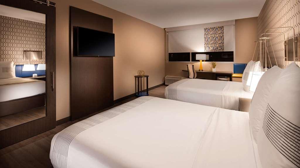 Glo Best Western Pooler - Savannah Airport Hotel Room photo