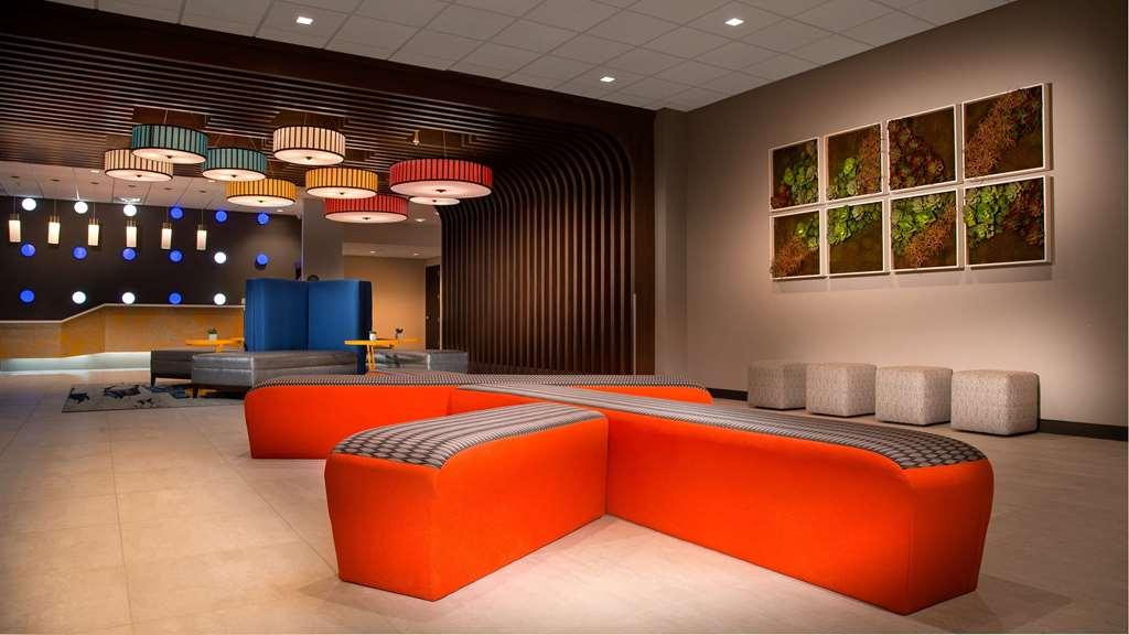 Glo Best Western Pooler - Savannah Airport Hotel Interior photo